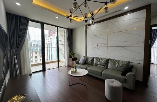 My Đinh Apartment | Liliving in Skylake - Căn hộ 3 phòng ngủ sang trọng với view hồ - Near Keangnam