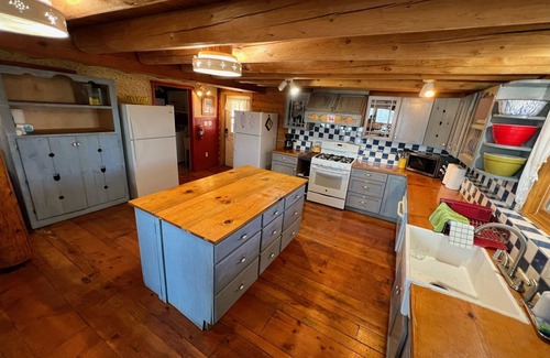 Groveland Cabin | Lillaskog Lodge: Family Friendly Ridge Top Lodge, Near Yosemite