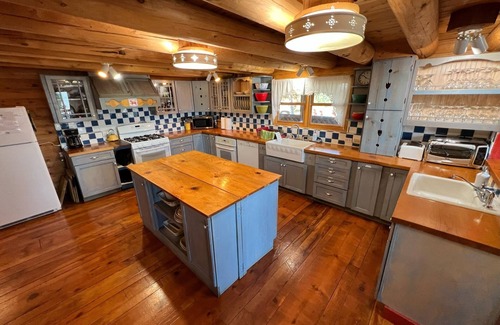 Groveland Cabin | Lillaskog Lodge: Family Friendly Ridge Top Lodge, Near Yosemite