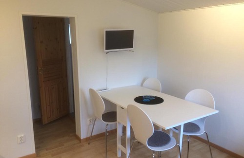 Broddetorp Cabin | Lillstugan Falköpingsvägen