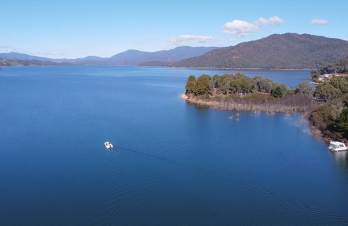 Goughs Bay House | Lilylee Ranch - Lake Views in Goughs Bay