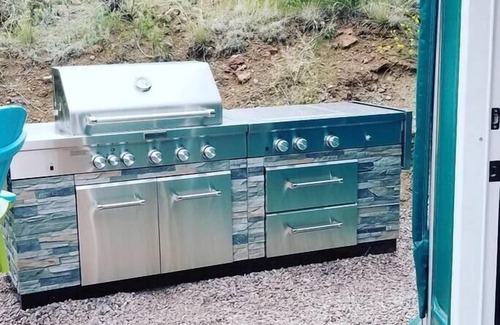 Canon City House | Lime Moss Summary: Ex