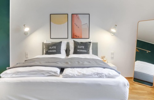 Zentrum-West Apartment | limehome Leipzig | Suite XL + balcony & sofa bed
