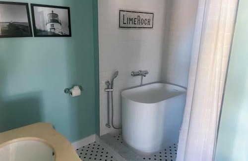 Rockland Bed & Breakfast | LimeRock Inn