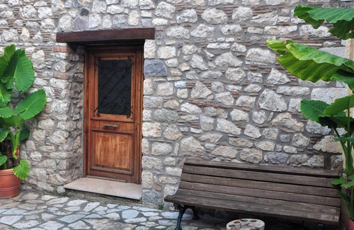 Limni Apartment | Limni Stone Apartments – Seaside Horizon