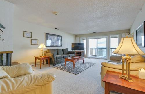 Lincoln Beach Apartment | Lincoln City Condo Pool Access, Walk to Beach!