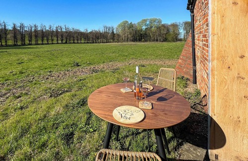Louth Cottage | Lincoln Reds Lookout