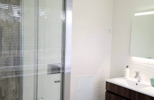 Nelas House | Linda Casa com Piscina, Hidromassagem e Minigolf Para Relaxar