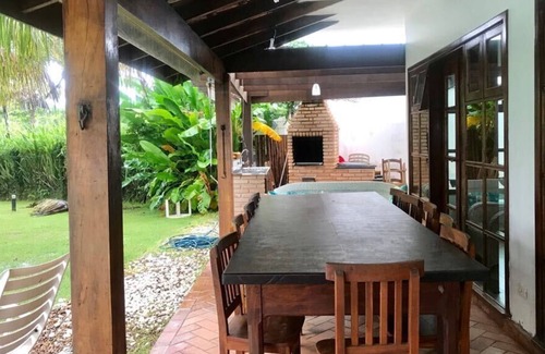 Guarutuba House | Linda Casa Condominio Costa do Sol -5 Suites, Pool and Exclusive Access to the Beach