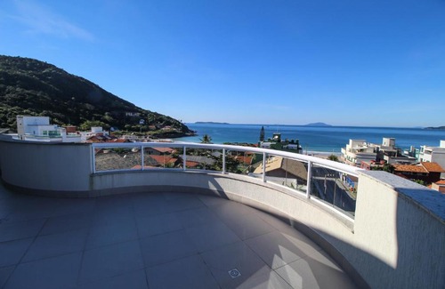 Quatro Ilhas Apartment | Linda Cobertura Praia de 4 Ilhas Bombinhas - 302