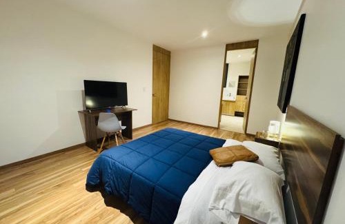 Queretaro House | Linda habitación con baño privado