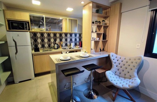 Azenha Apartment | Lindo Studio em Frente ao Parque Farroupilha com Garagem