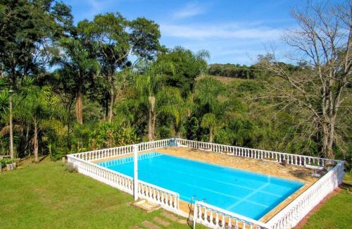 Portao House | Lindo sitio c lago e lazer completo em Atibaia SP