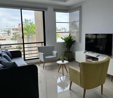Samborondon Apartment | Lindo y Moderno Departamento, Parqueo