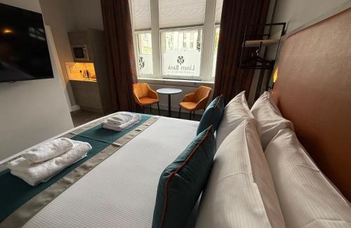Linlithgow Hotel | Linen Bank