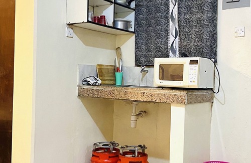 Nyali Apartment | Links Road Condo2, private parking and 5 minutes to the beach