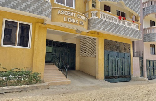 Nyali Apartment | Links Road Condo2, private parking and 5 minutes to the beach