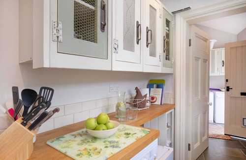 Moretonhampstead Cottage | Linscott Cottage - One bedroom pet friendly annex on edge of Dartmoor