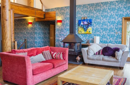 West Linton Villa | Linton Lodge at Scotland in WEST LINTON