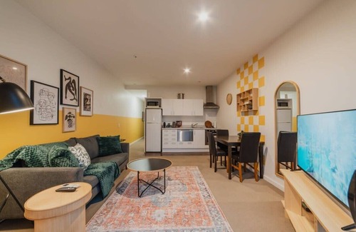 Linwood Apartment | Linwood Luxe Your Elegant 1BR Oasis on Cashel