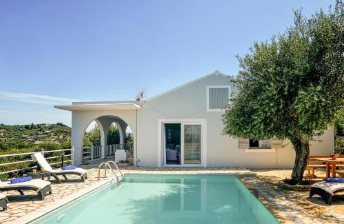 Katsimatika Villa | Lioniskari Seaviews - Paxoi's Private Pool Oasis