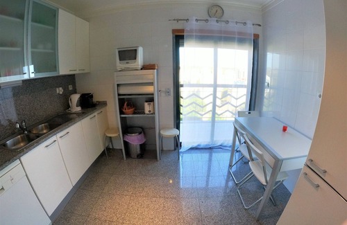 Alges Apartment | Lisbon, 2-bedroom apartment with balcony in Algés