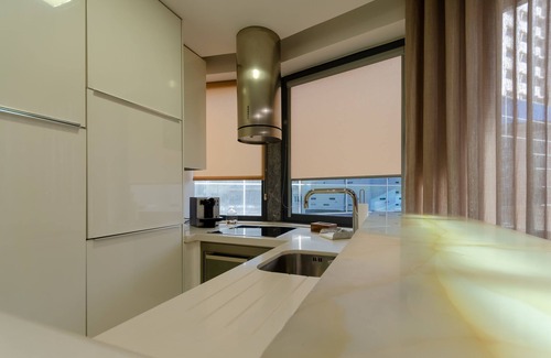 Santo Antonio Apartment | Lisbon Avenue Marquês - Luxury Apartments