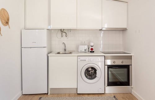 Bairro da Serafina Apartment | Lisbon Charming Flat near Park, Easy Access to the Centre