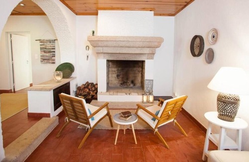 Oeiras House | Lisbon Country Villa - 2 Bedroom Vacation Home