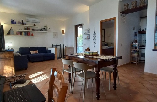 Cornino Cottage | Lisca Blu villa 6+2 pp, seaside, A/C, Wifi, free parking and 2 bathrooms. Dogs allowed