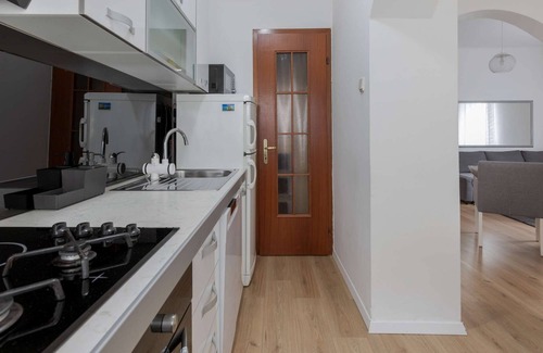 Zagreb Apartment | Lisinski - two bedroom apartment with private parking