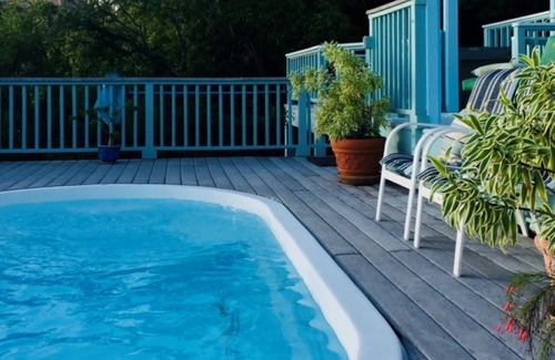 Hart Bay Villa | Listen to surf below! 2 bdrm private Villa with pool and spa.