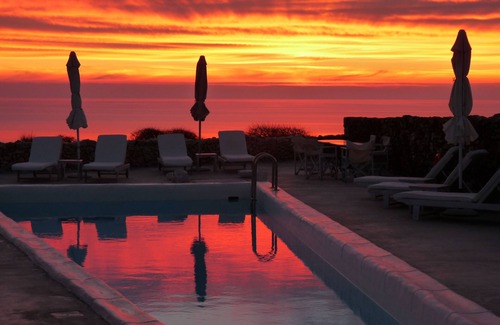 Folegandros Villa | Lithia - Villa Myrtia & Pool