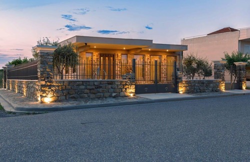 Mesolongi House | Lithos Messolongi Paradise - A Luxurious Retreat