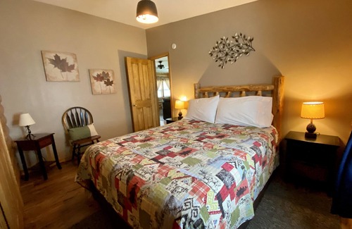 New Tripoli Cabin | Little Bear Lodge with Babbling Brook on 3+ Acres Lehigh Valley/Allentown, PA