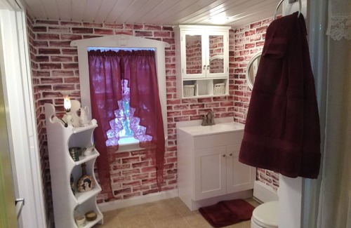 Fort Fairfield Cottage | Little Charming cottage quiet and quaint in Fort Fairfield, Maine