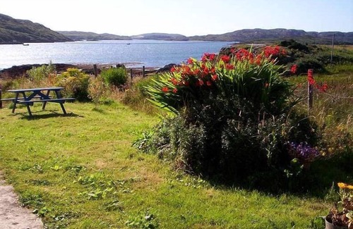 Bunessan Cottage | Little cottage-Village of Bunessan-Sleeps4