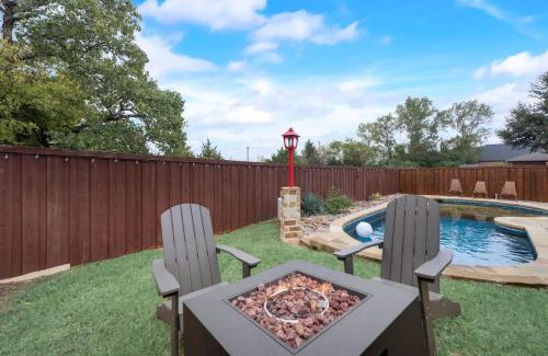 Little Elm House | Little elm 5BR Gem Pool Spa Firepit Game Room