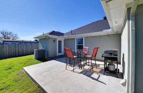 Little Elm House | Little Elm Diamond - Steps to Lewisville Lake!