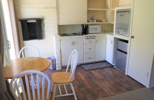Carmel Valley Apartment | Little European Lodge