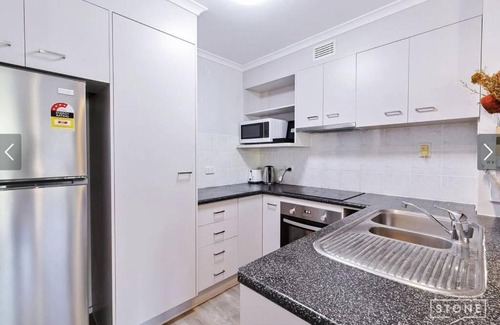 Spring Hill House | Little gem in the city