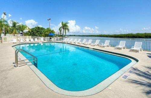 Ruskin Apartment | Little Harbor Resort #116 Tampa Bay Florida Beach Bayview