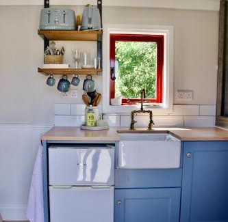Ardnatrush Other | Little Heaven shepherds hut