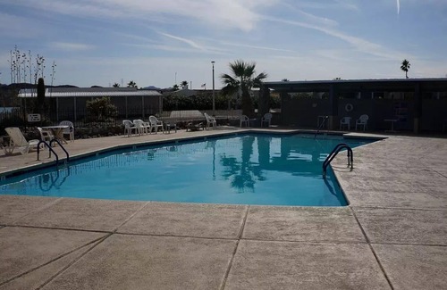 Lake Havasu City House | Little Lake Havasu Jewell Steps To The Beach!