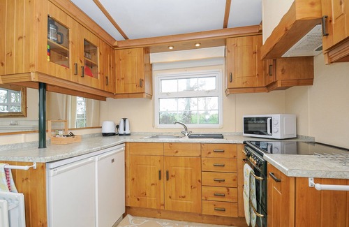 Brazzacott Cottage | LITTLE MALORY, pet friendly, with a garden in St Giles-On-The-Heath