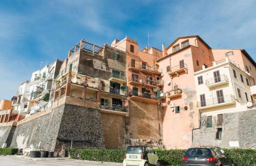 Nettuno Apartment | Little Medieval House Nettuno