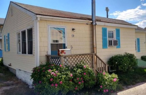Old Orchard Beach Apartment | Little Miss Cottages - Two Bedroom Cottage - 10
