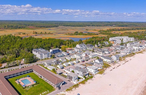 Old Orchard Beach Apartment | Little Miss Cottages - One Bedroom Cottage - 5