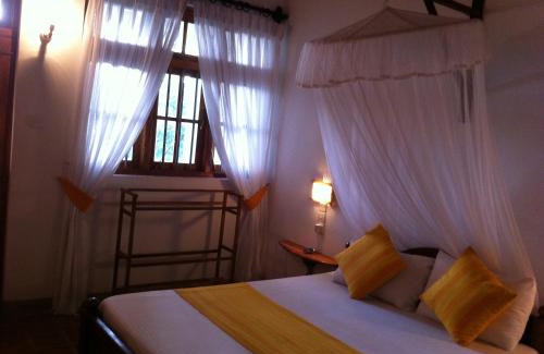 Anuradhapura Bed & Breakfast | Little Paradise Tourist Guest House and Holiday Home