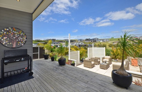 Mangawhai Cottage | Little Pearl of Vista Verano - Mangawhai Home